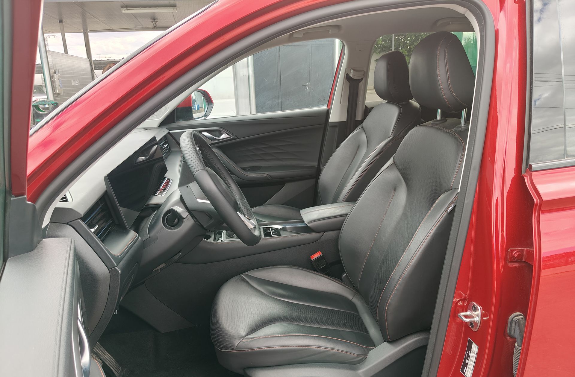 MG HS 1.5T Luxury - foto 12