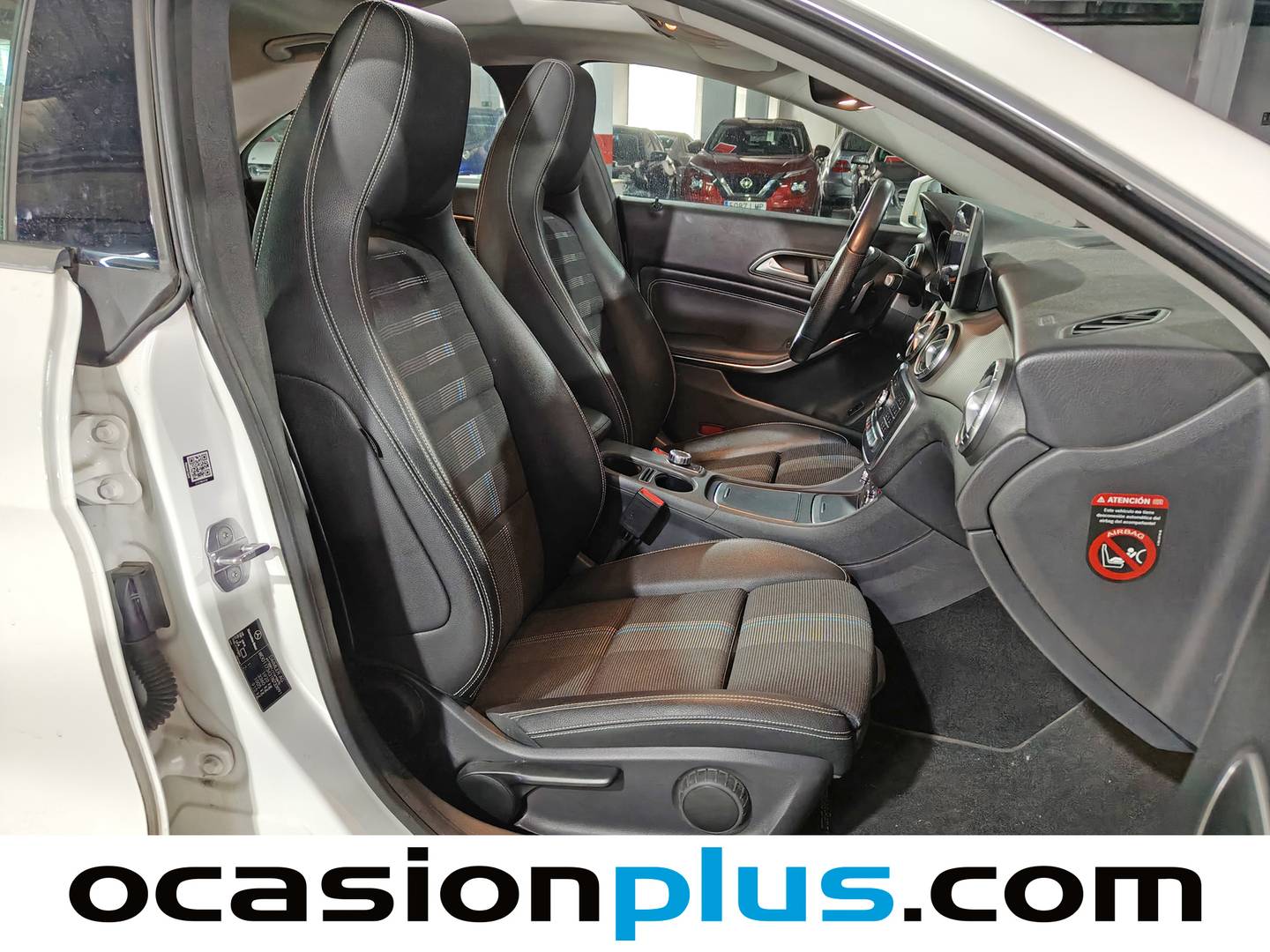 Foto Mercedes CLA Mercedes-Benz CLA 200 (156 CV)