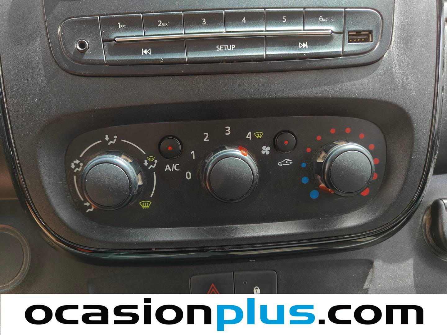 Equipamiento del Opel Vivaro Opel Vivaro Combi 1.6 CDTI S&S L1 2.7t (125 CV) 9 Plazas