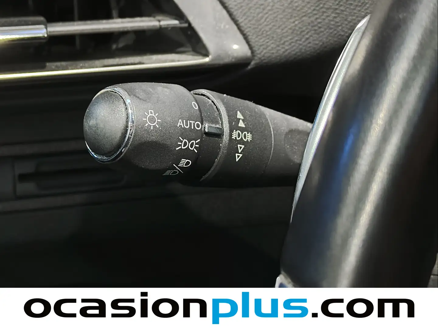 Foto Peugeot 3008 Peugeot 3008 BlueHDI 130 S&S Allure EAT8 (130 CV)