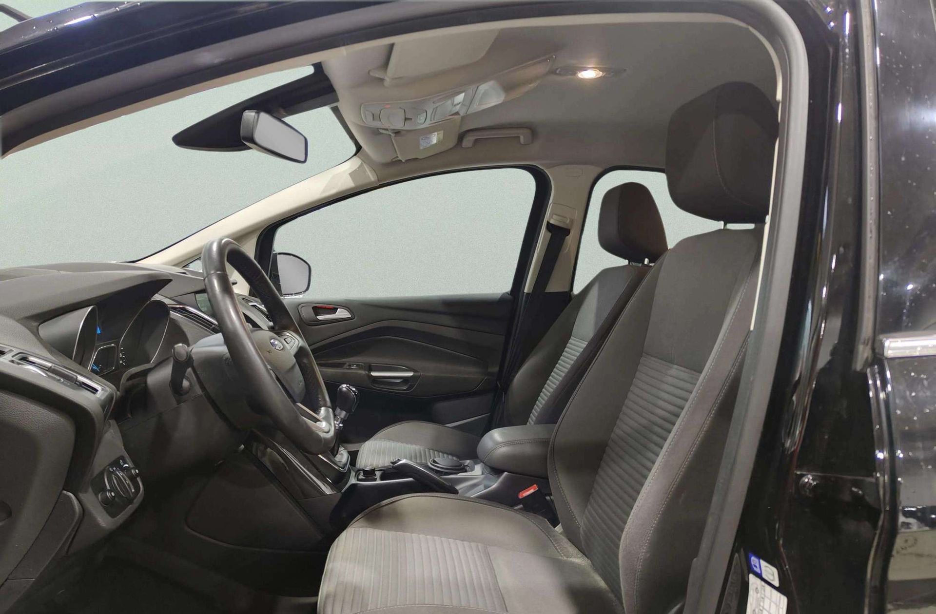 Ford C-Max 1.0 EcoBoost Titanium - foto 9