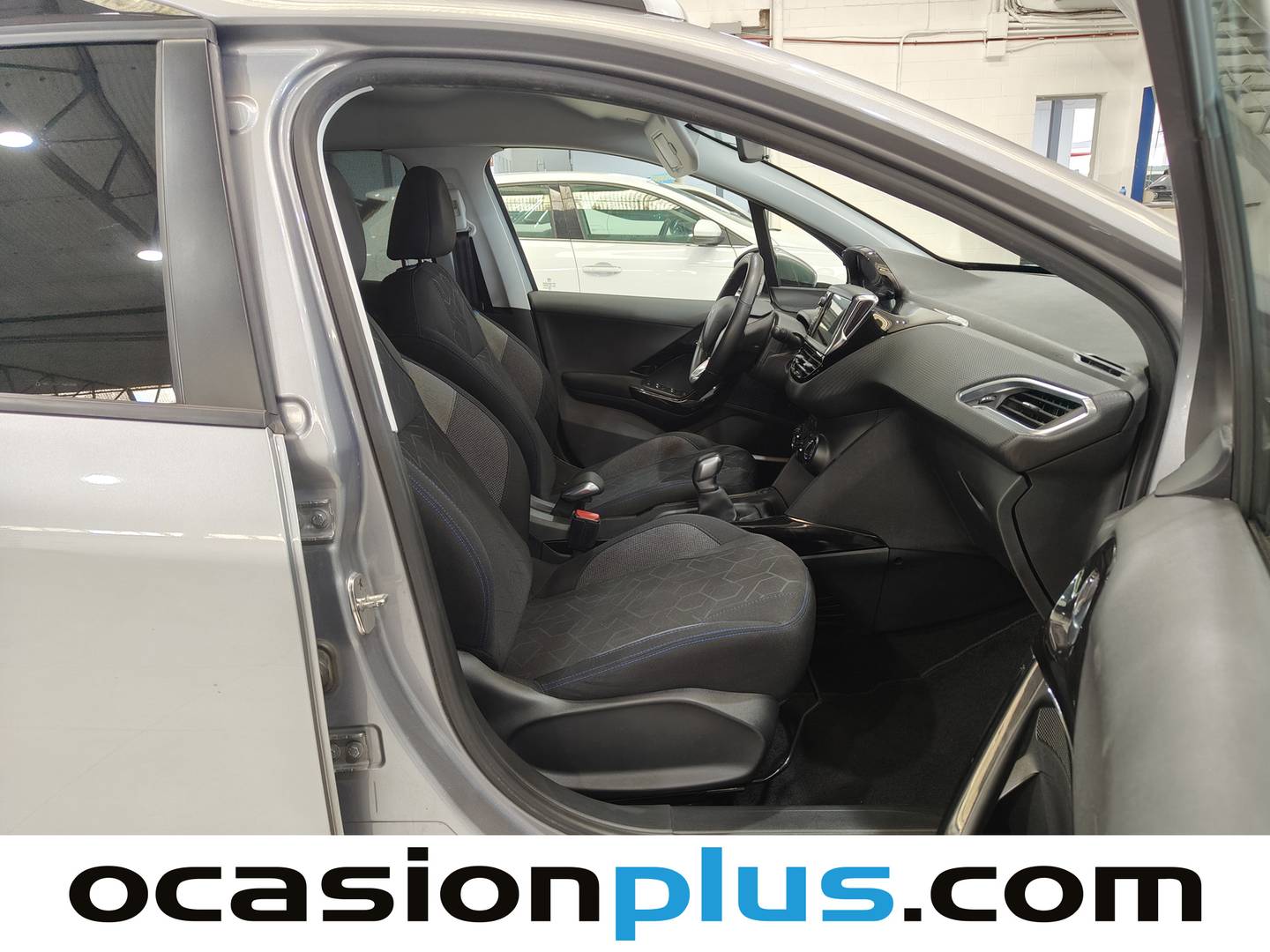 Peugeot 2008 Peugeot 2008 BlueHDi 100 Signature (100 CV) km 0