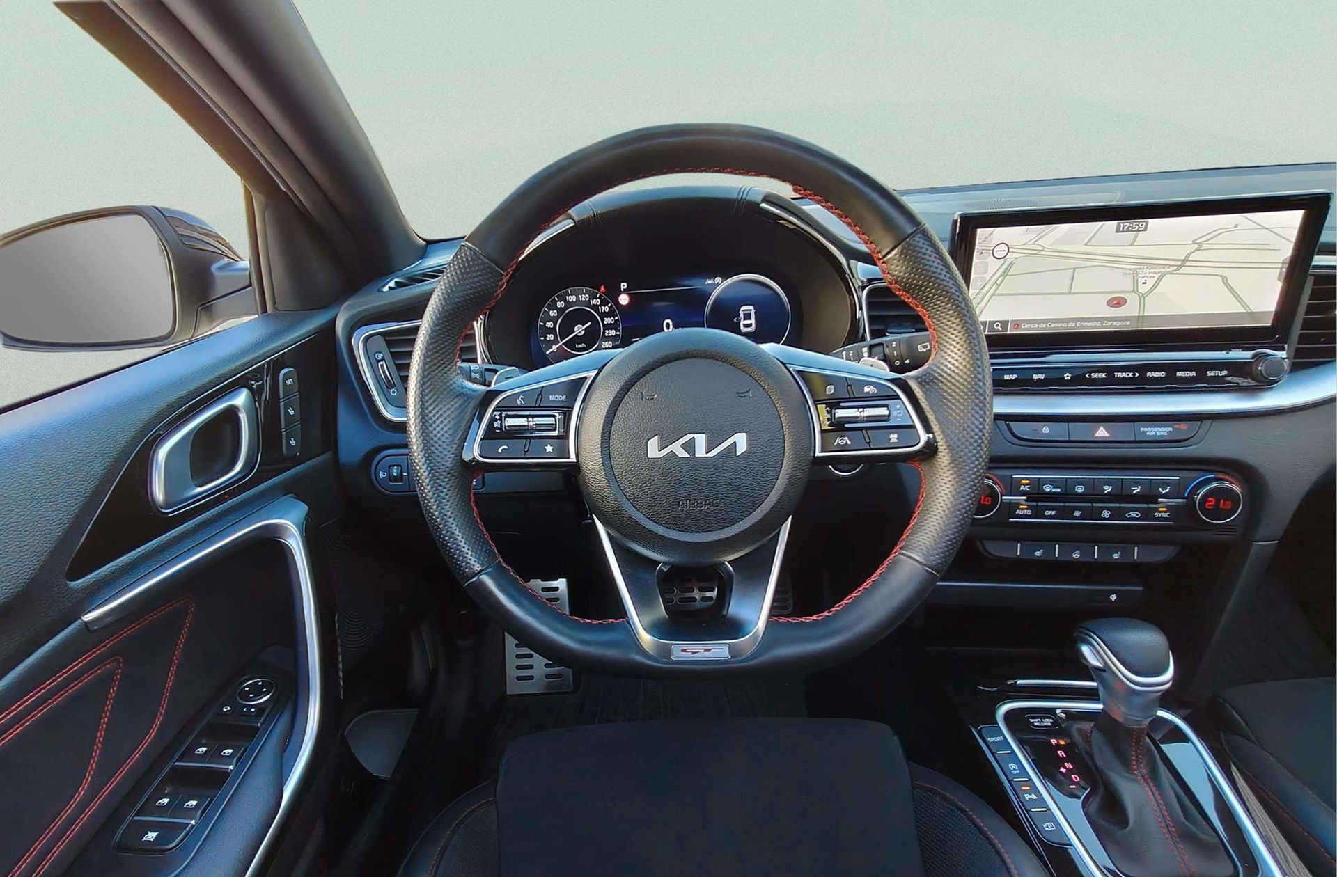 Kia ProCeed 1.6 T-GDi GT DCT - foto 31