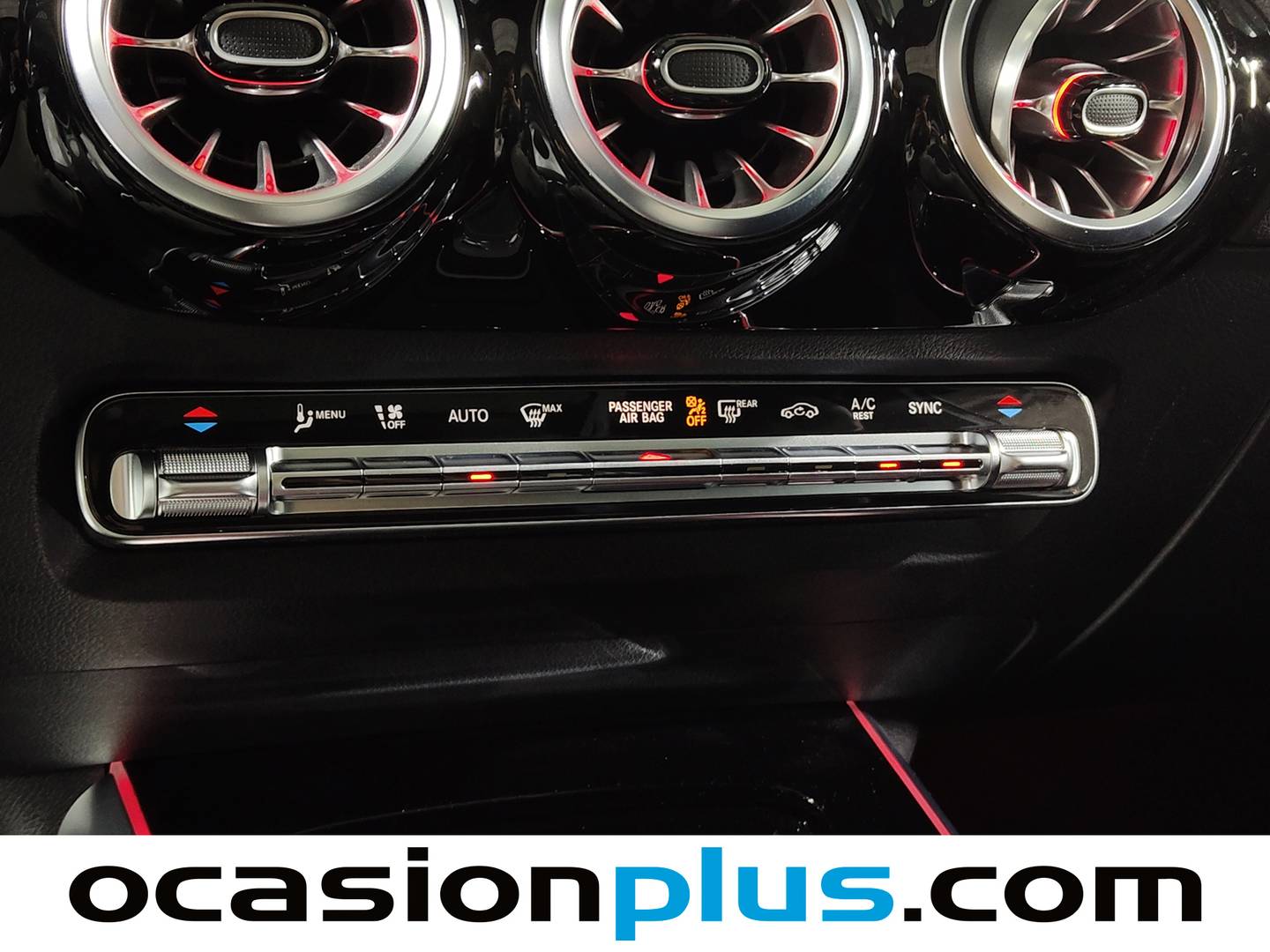 Foto Mercedes GLA Mercedes-Benz GLA 200 D (150 CV) Pack AMG