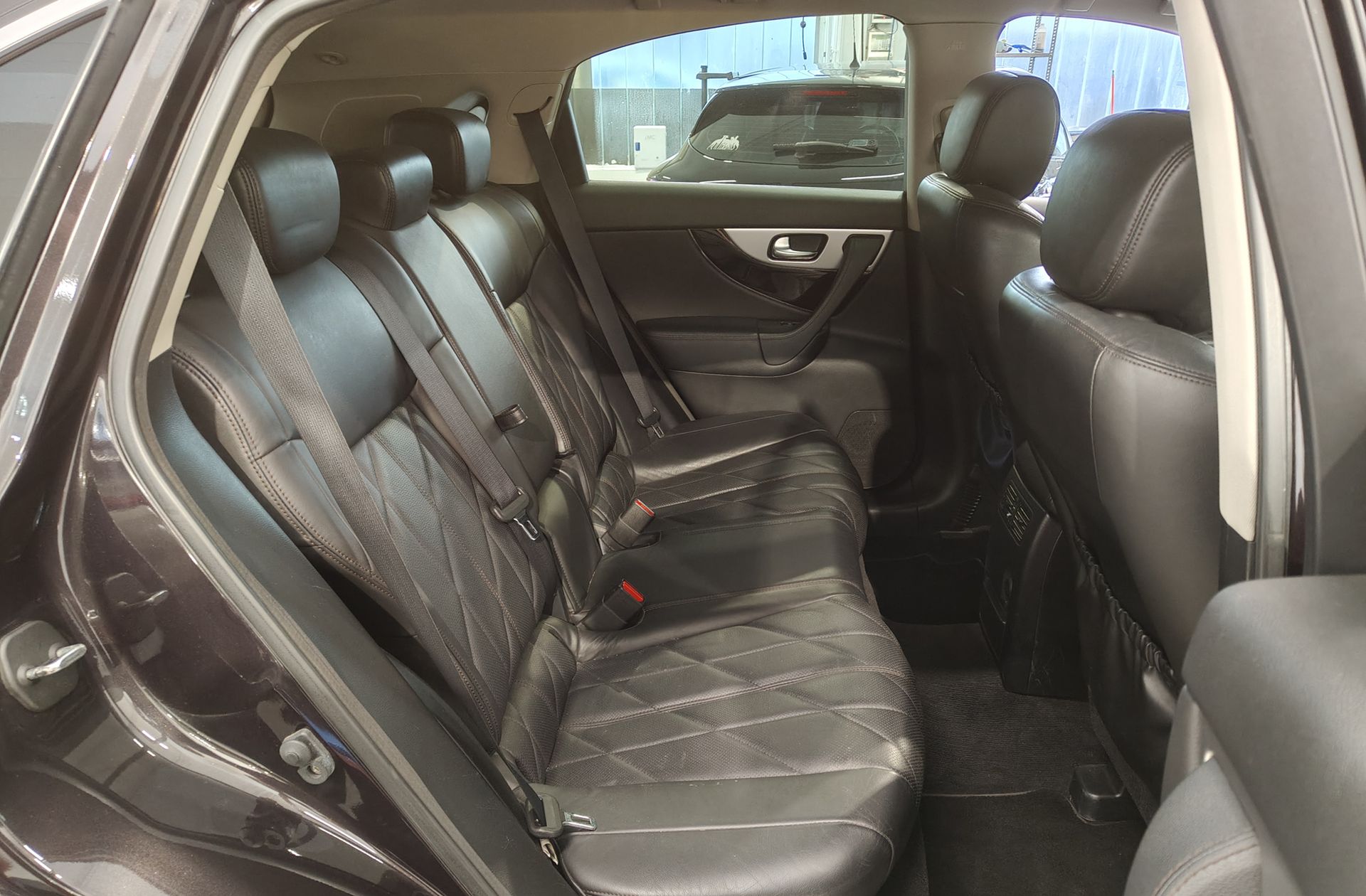 Infiniti FX 3.0 D V6 GT Premium AWD - foto 17