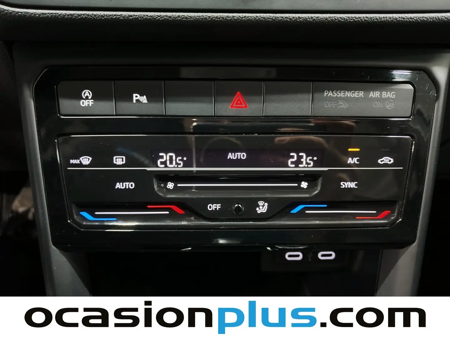 Foto Volkswagen T-Cross Volkswagen T-Cross Advance 1.0 TSI (110 CV) DSG