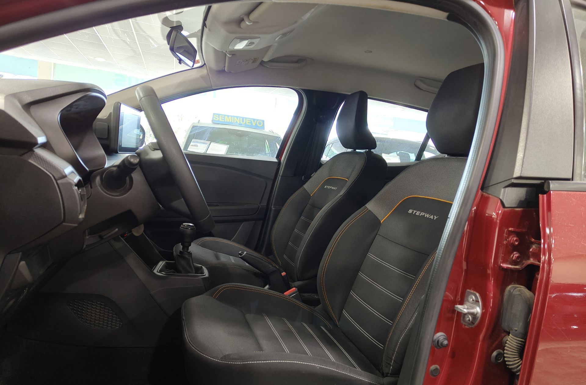Dacia Sandero Stepway Essential TCe - foto 9