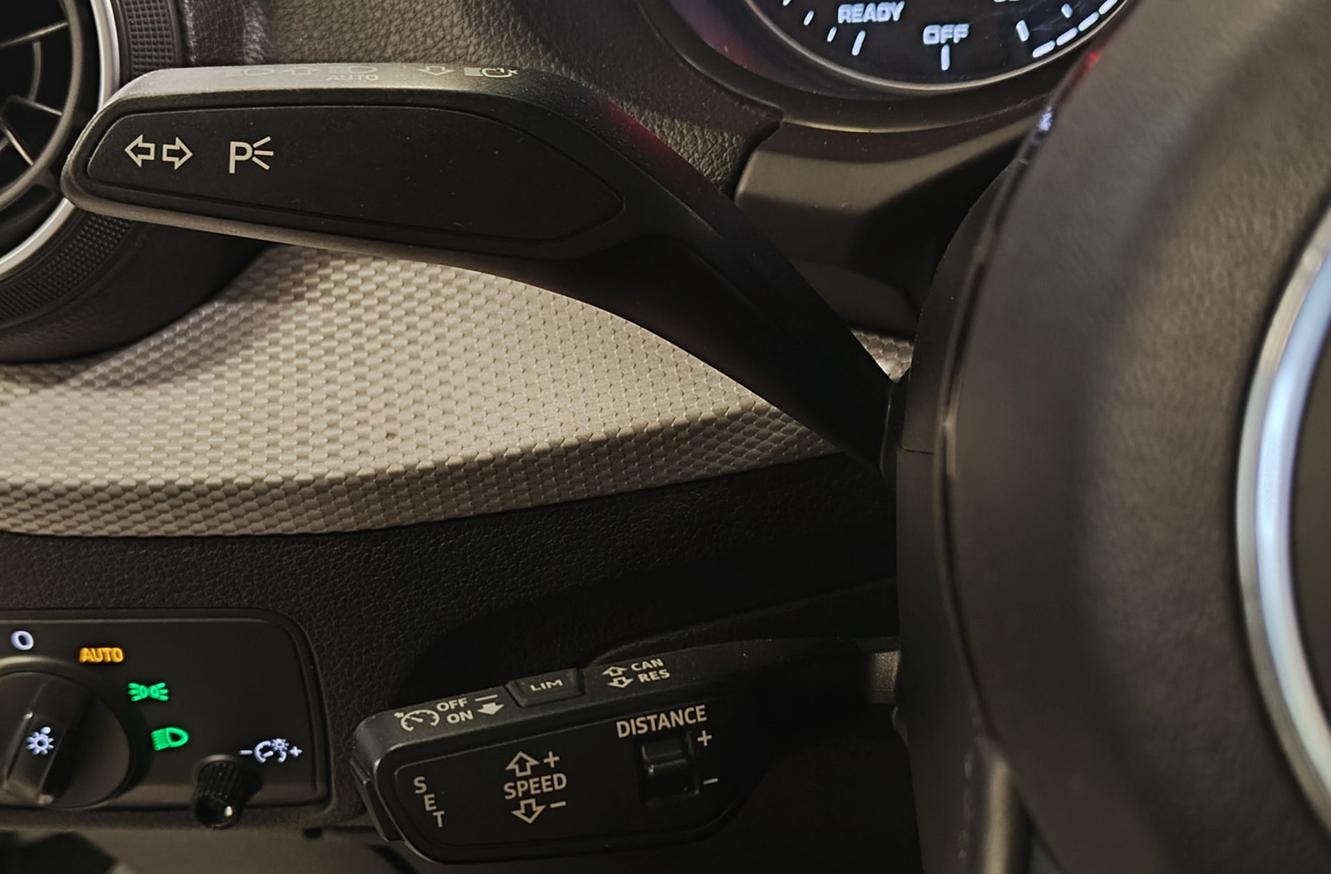Audi Q2 30 TDI - foto 22