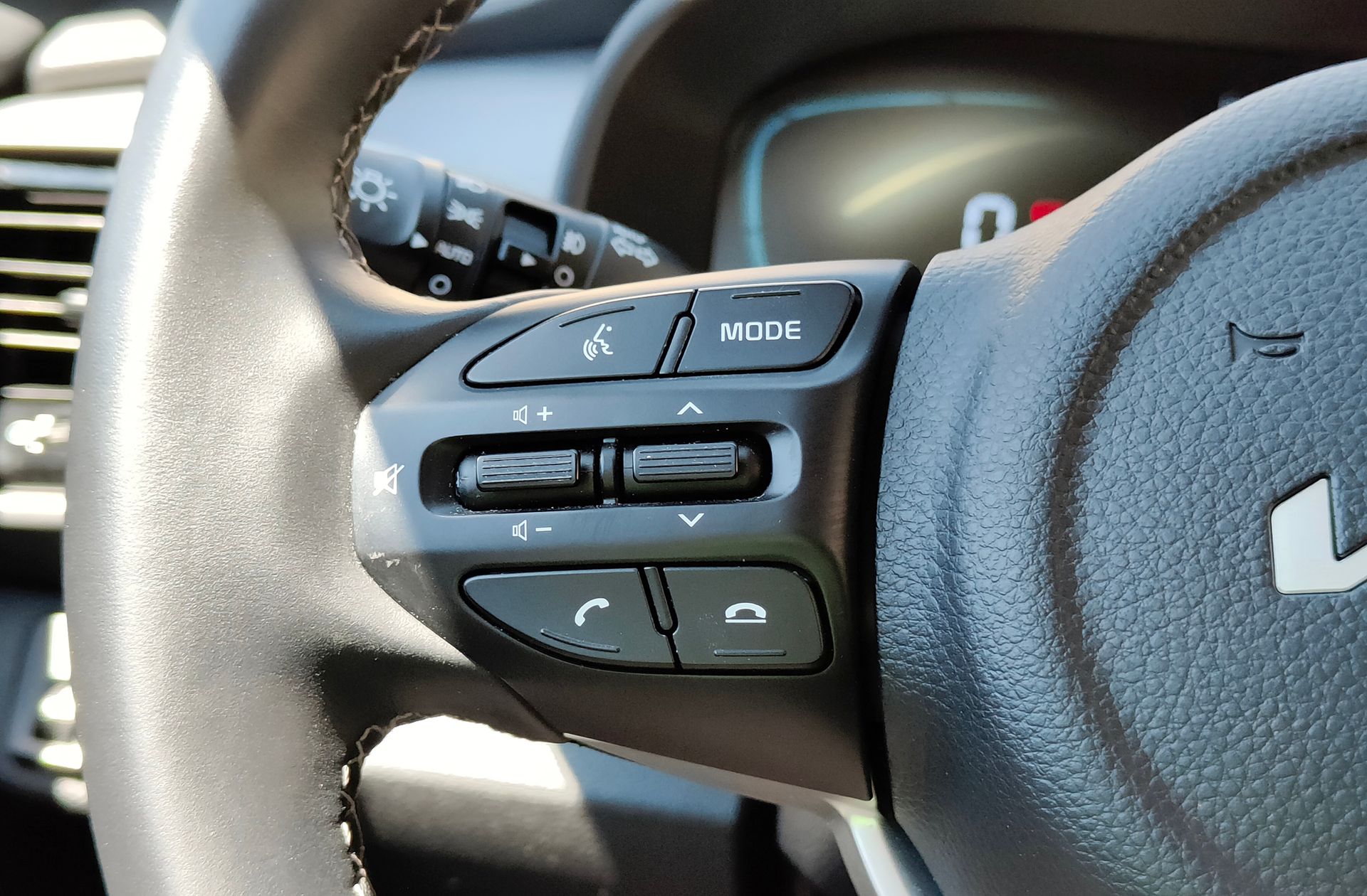 Kia Stonic 1.0 T-GDi MHEV Drive - foto 23