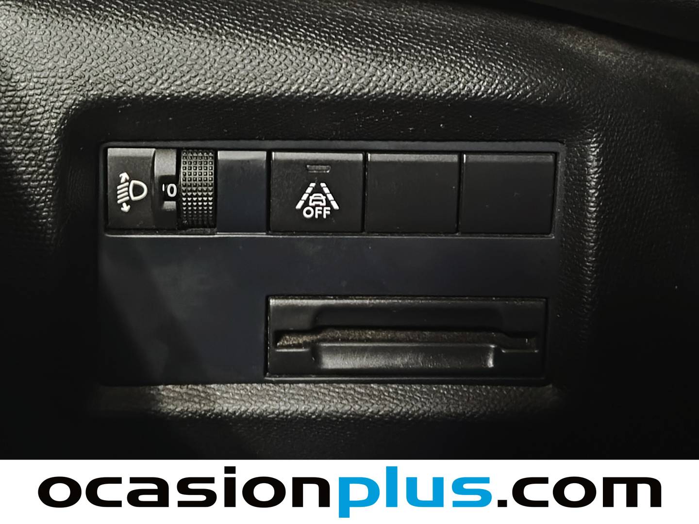 Foto Citroën C5 Aircross Citroen C5 Aircross BlueHdi 130 S&S Live Pack (131 CV)