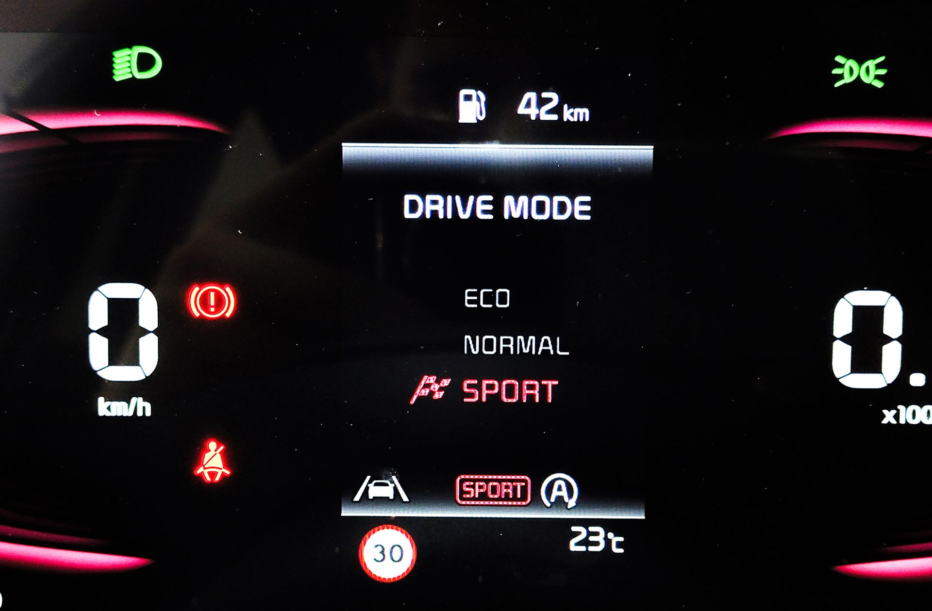 Kia Sportage 1.6 CRDi MHEV Business 4x2 - foto 10