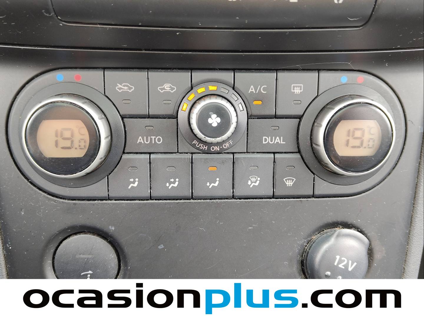 Acabados Nissan QASHQAI+2 Nissan Qashqai+2 1.5 dCi Tekna Premium 4x2 7 Plazas (106 CV)