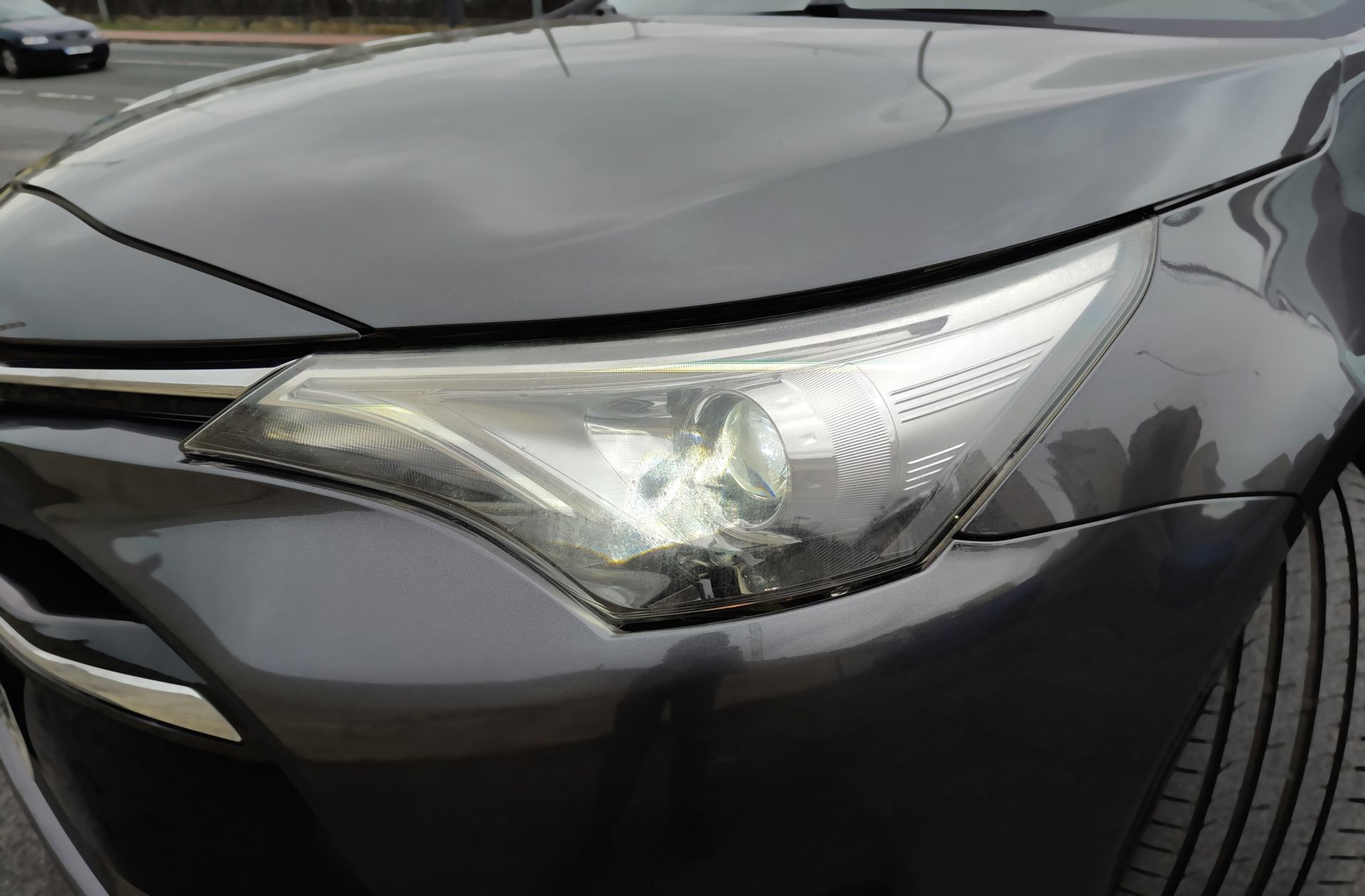 Toyota Avensis 1.8 140 Advance - foto 14