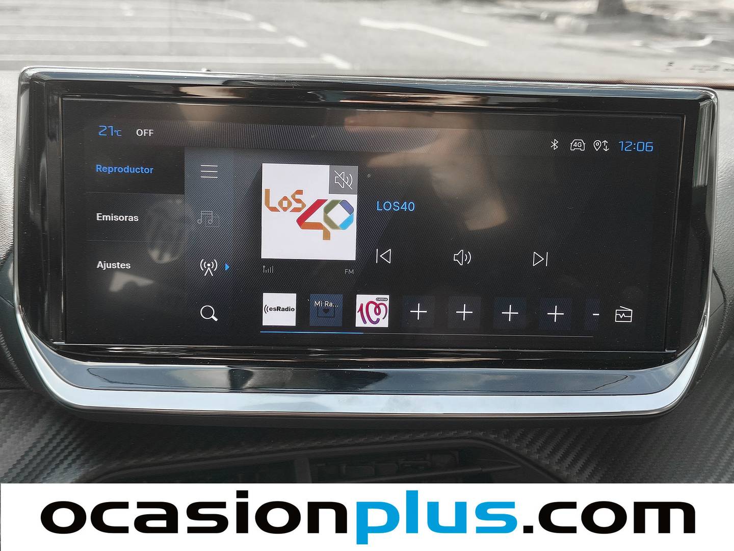 Foto Peugeot 2008 Peugeot 2008 Allure Hybrid eDCS6 (136 CV)