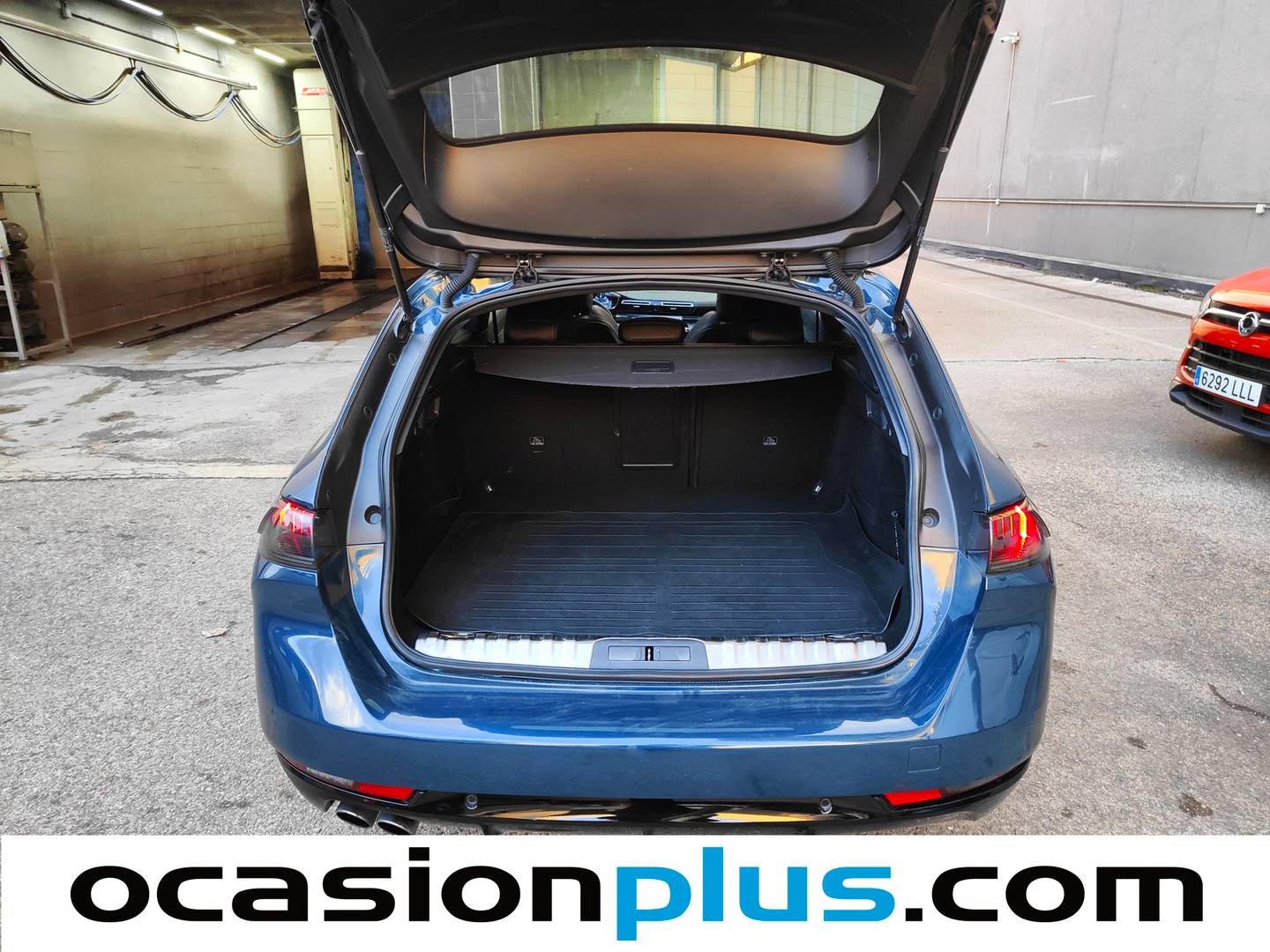 Foto Peugeot 508 Peugeot 508 SW BlueHDI 160 GT Line EAT8 (160 CV)