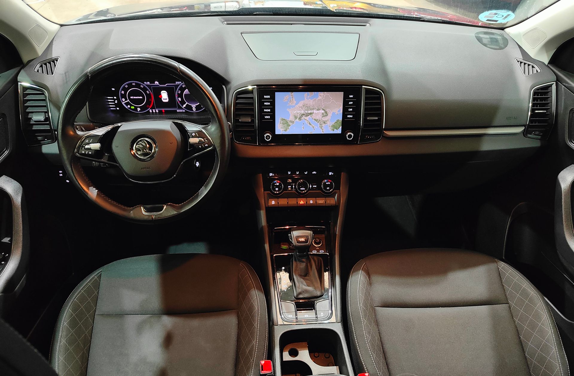 Škoda Karoq 1.5 TSI ACT Ambition DSG - foto 6