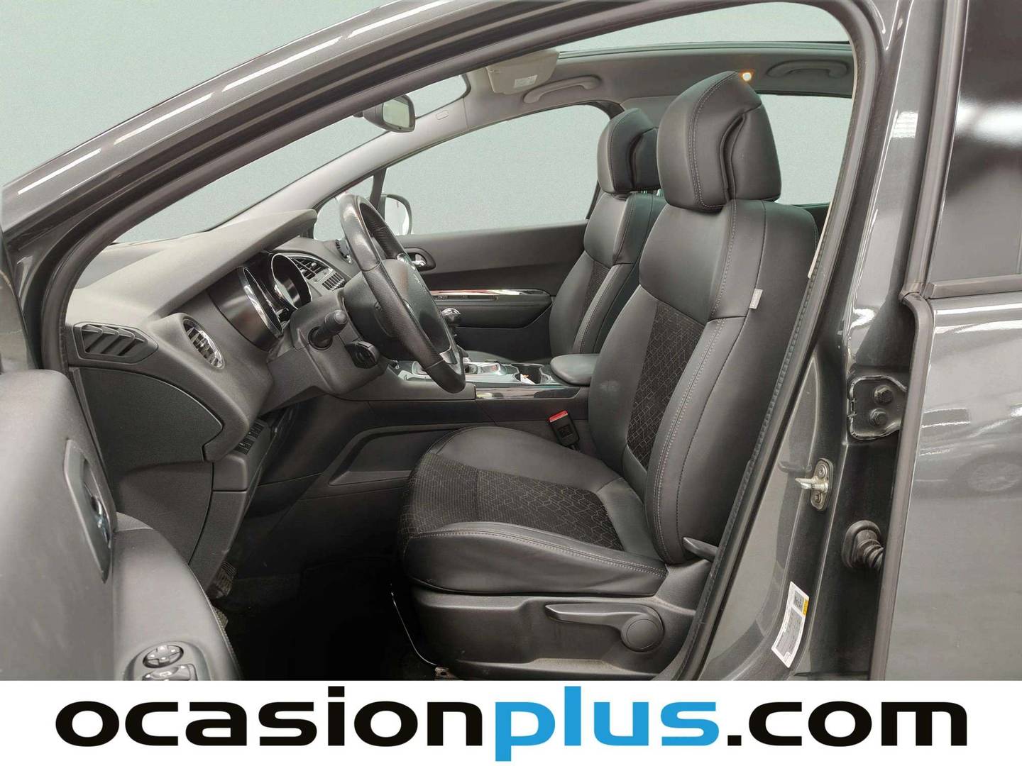Foto asientos delanteros Peugeot 3008 Peugeot 3008 1.2 PureTech S&S Allure (130 CV)