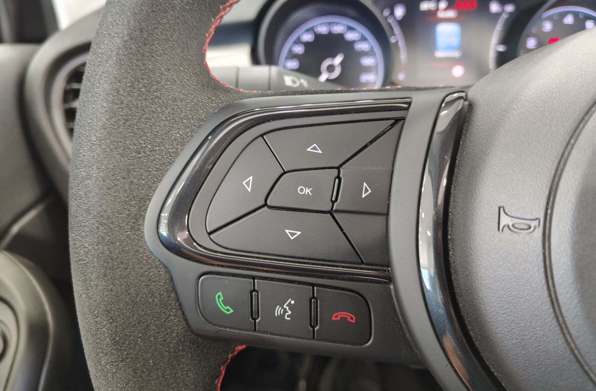 Fiat 500X 1.5 Hybrid Dolcevita Sport DCT - foto 25