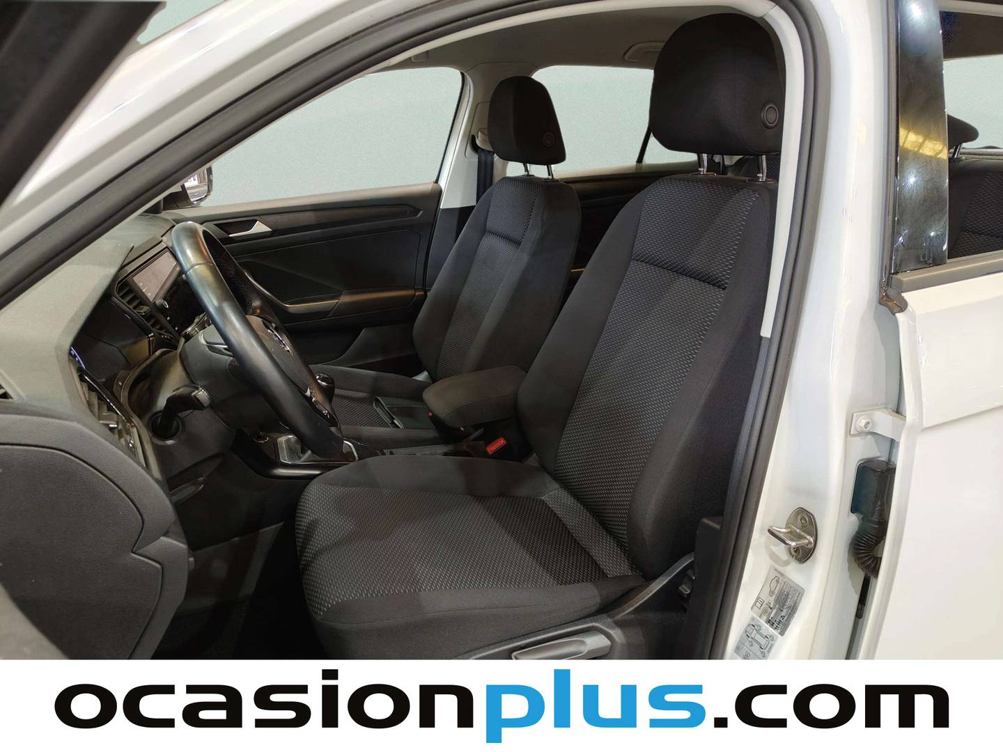 Foto asientos delanteros Volkswagen T-Roc Volkswagen T-Roc Edition 1.6 TDI (115 CV)