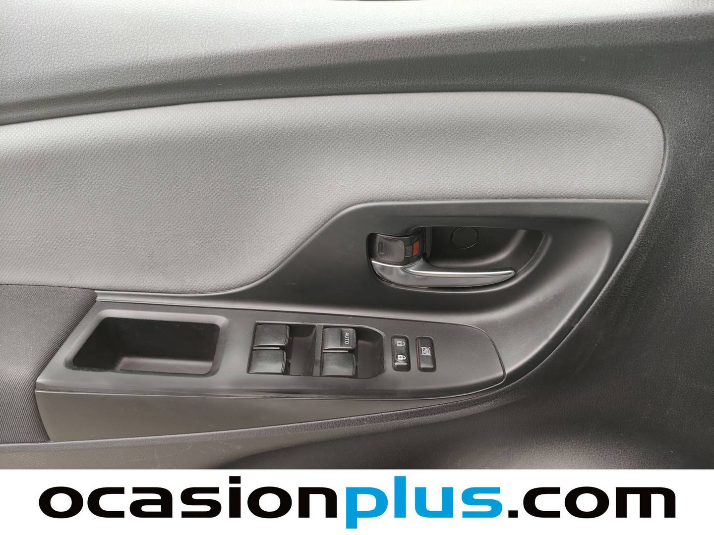 Toyota Yaris Toyota Yaris 100H Advance (100 CV) barato