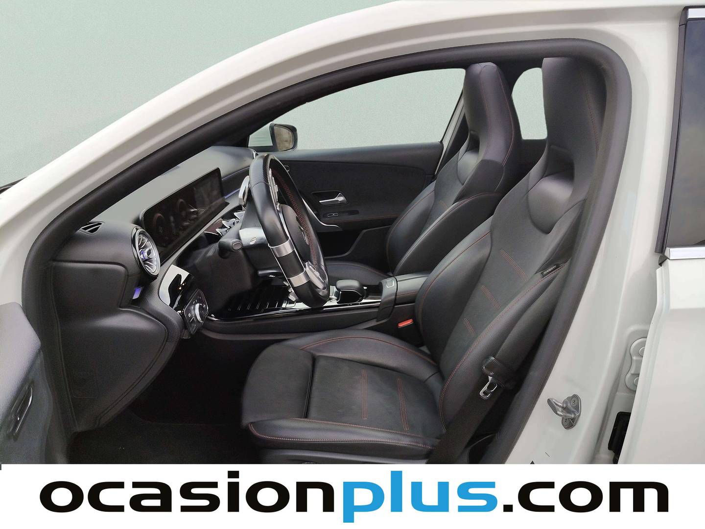 Foto asientos delanteros Mercedes Clase A Mercedes-Benz Clase A 180 (136 CV)