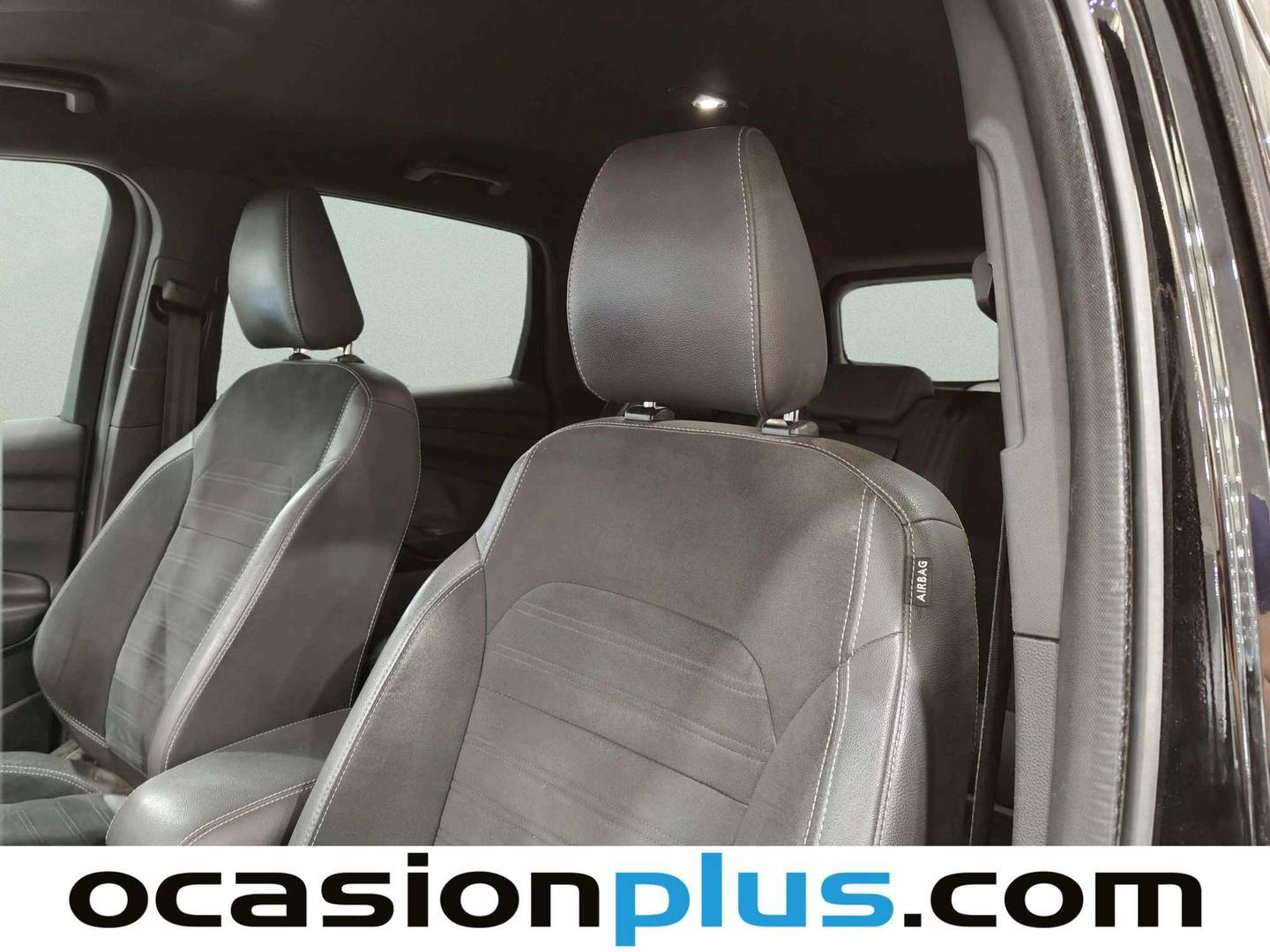 Extras y acabados del Ford Kuga Ford Kuga 1.5 EcoBoost S&S ST-Line 4x2 (150 CV)