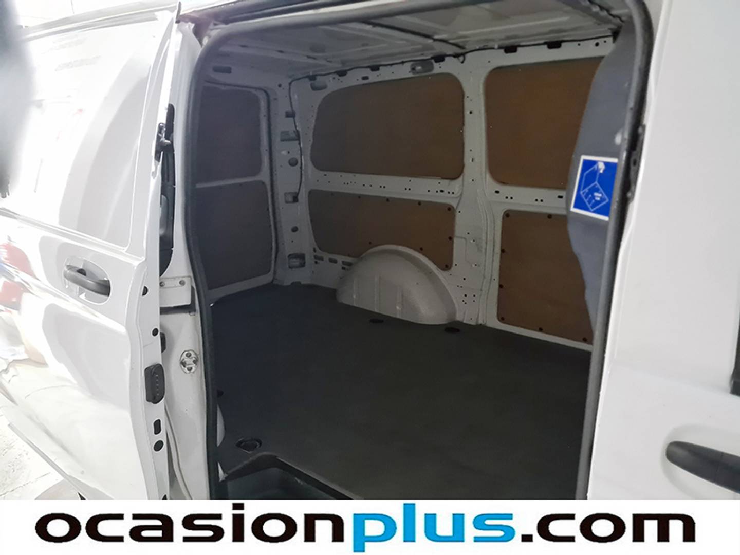 Foto Mercedes Vito Mercedes-Benz Vito Furgon e-Vito 111 Larga (116 CV)