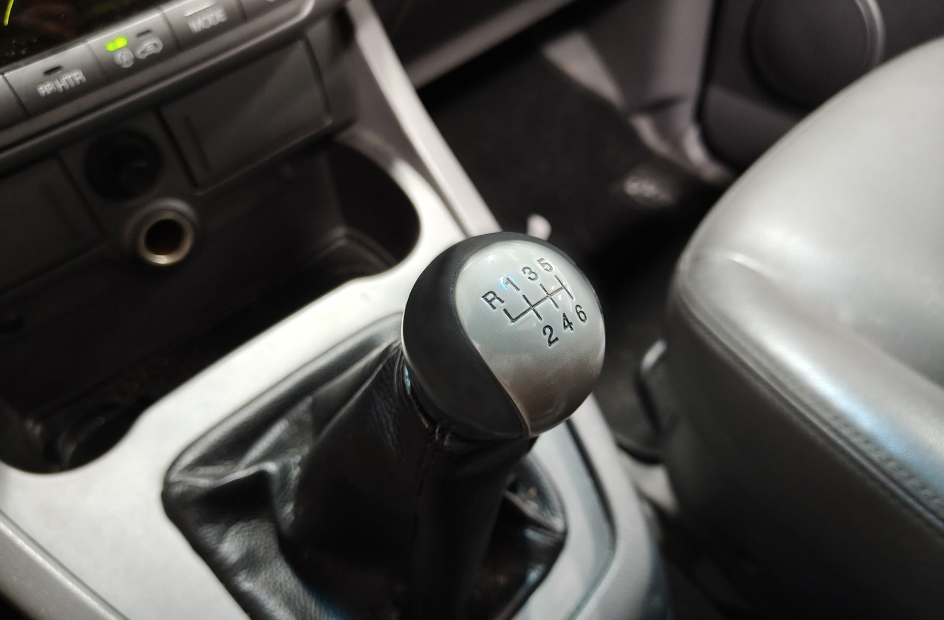 SsangYong Rodius 2.0 e-Xdi Limited 7 plazas - foto 5