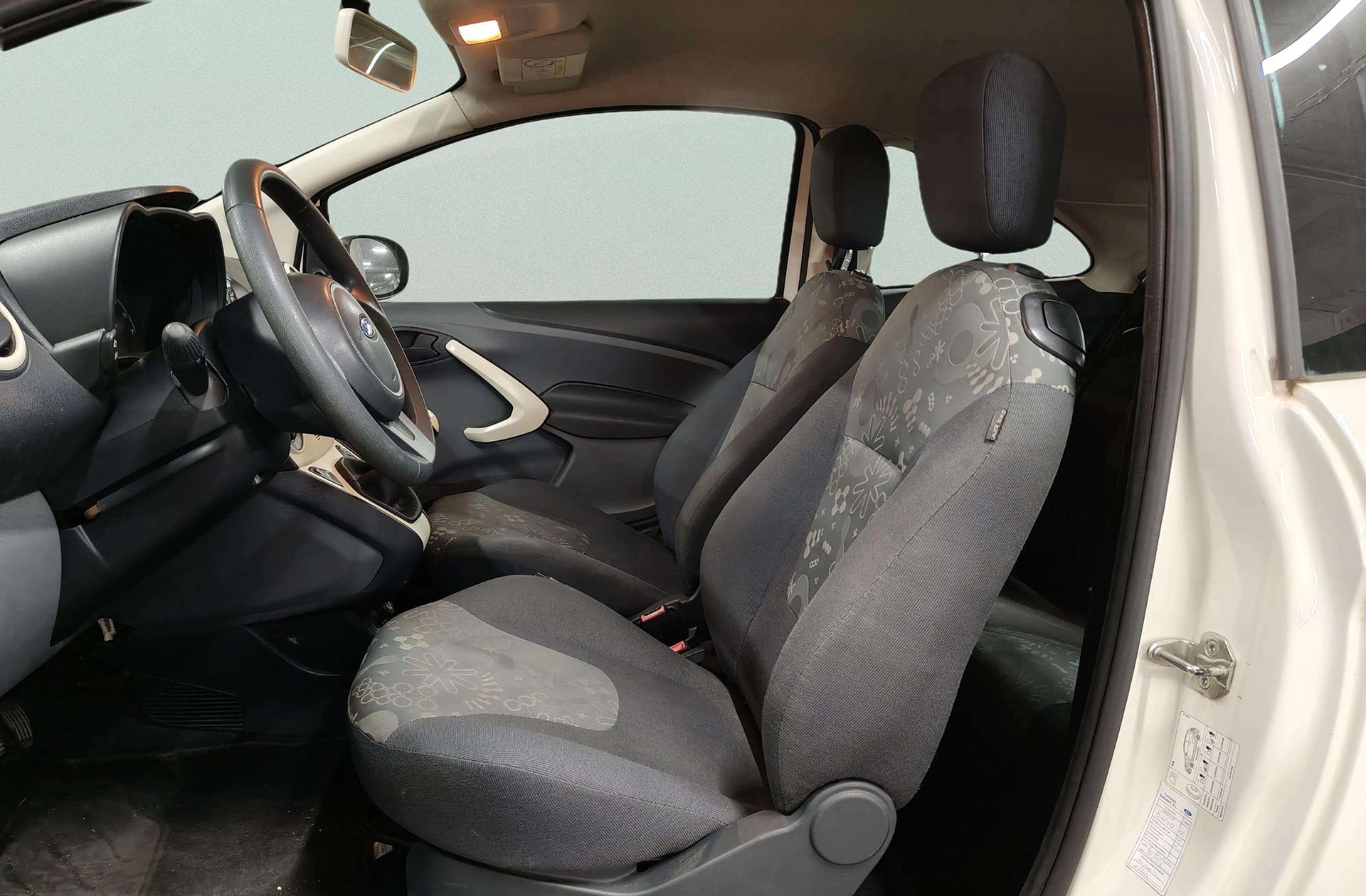 Ford Ka 1.2 Duratec Urban - foto 8