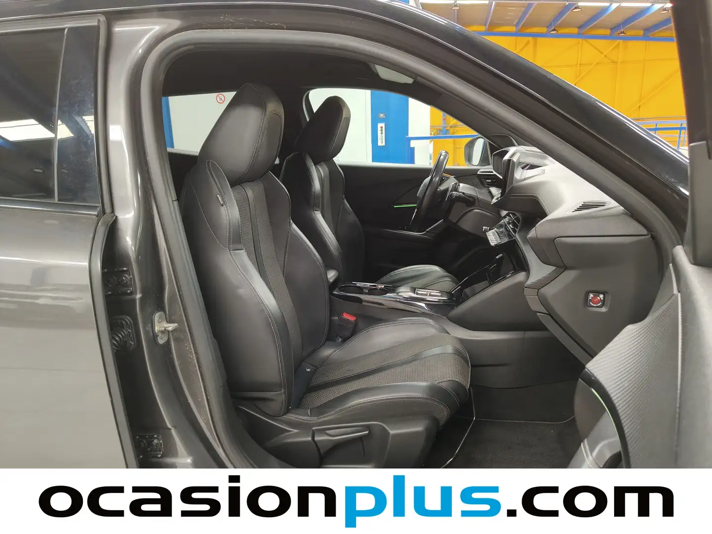 Foto Peugeot 2008 Peugeot 2008 PureTech 130 S&S GT EAT8 (130 CV)