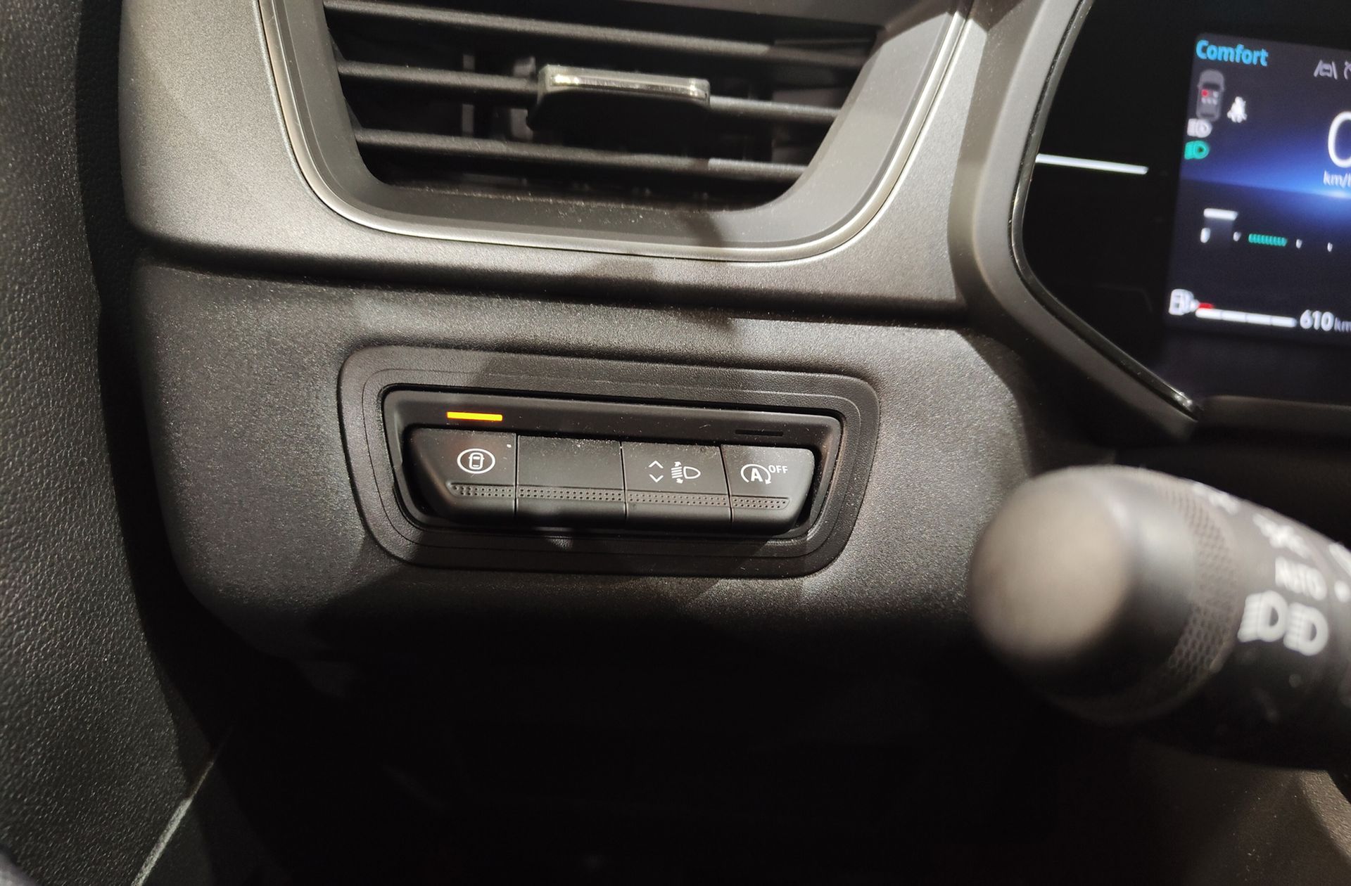 Renault Captur Techno TCe - foto 24