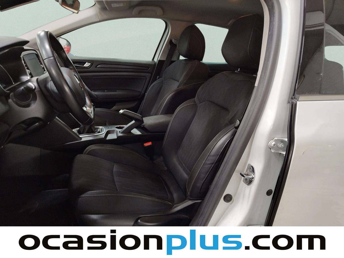 Foto asientos delanteros Renault Mégane Renault Megane Limited Blue dCi (115 CV)