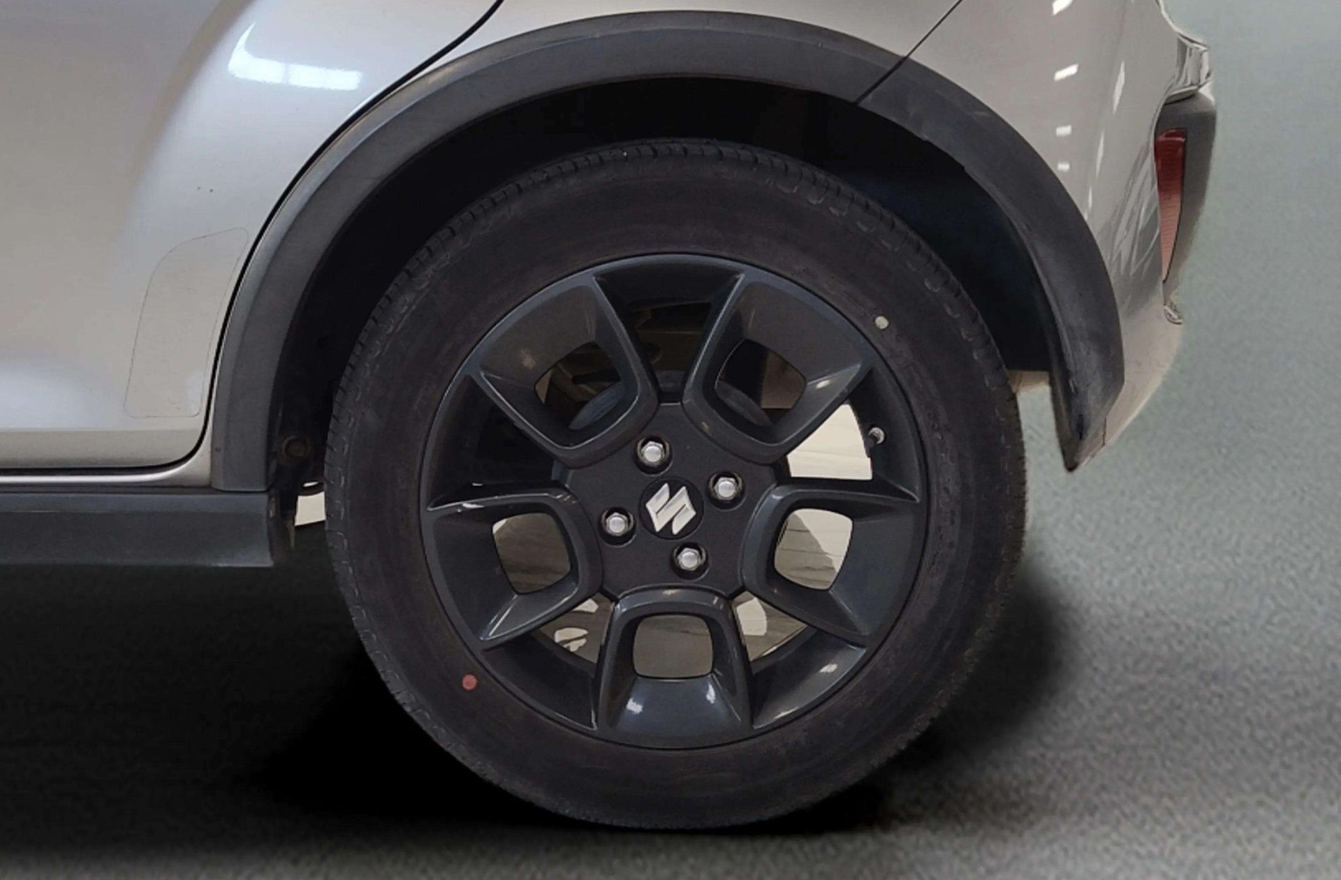 Suzuki Ignis 1.2 GLE - foto 29