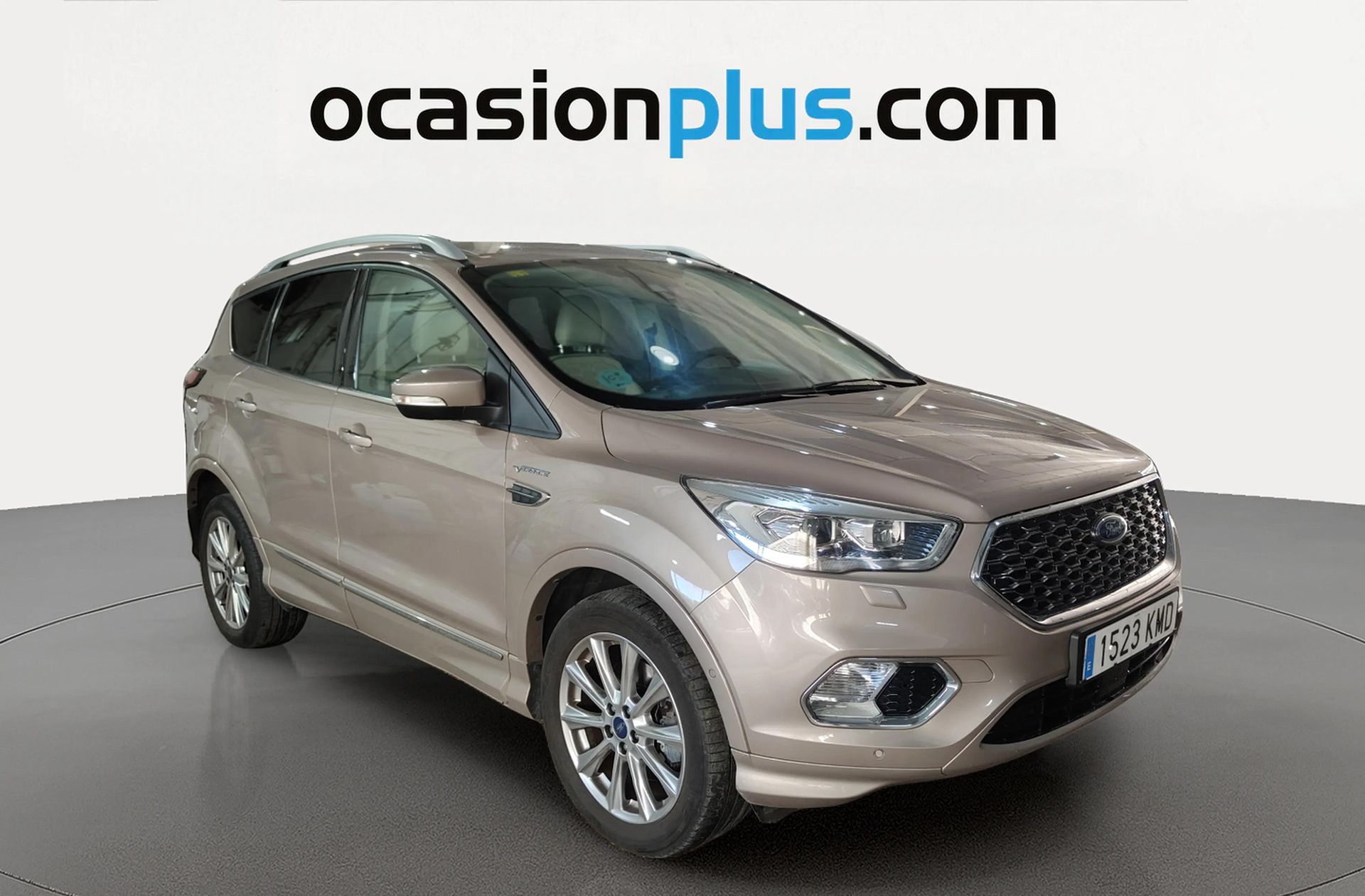 Ford Kuga 2.0 TDCi Vignale 4x4 Powershift - foto 2