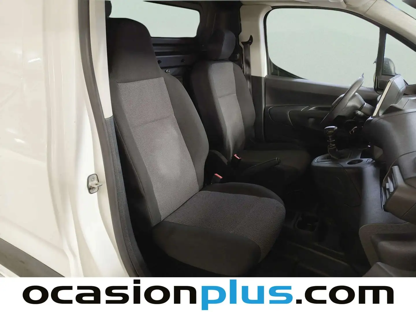 Foto Peugeot Partner Peugeot Partner Furgon BlueHDi 100 S&S Pro Standard 600kg (98 CV)