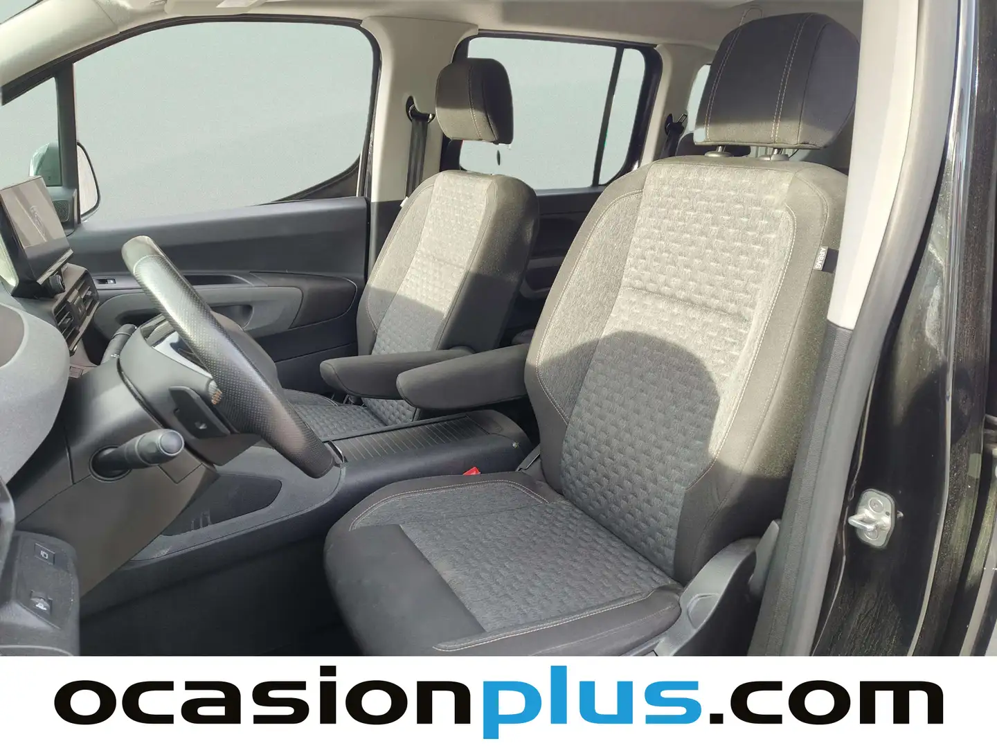 Foto Peugeot Rifter Peugeot Rifter BlueHDi 130 GT Long EAT8  (130 CV)