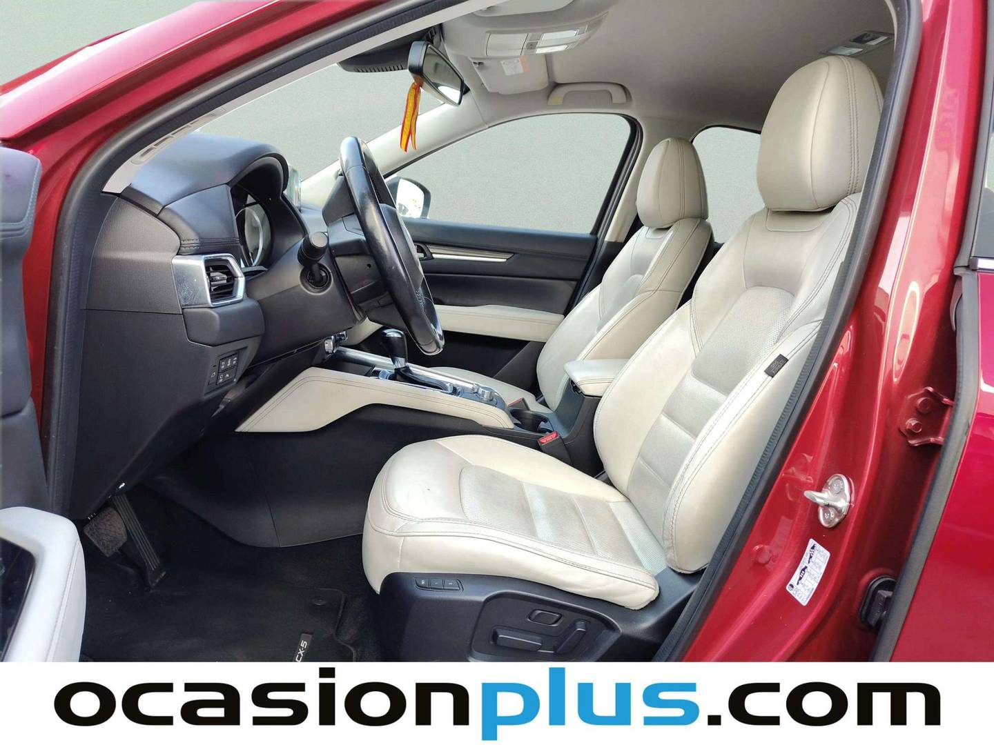 Foto asientos delanteros Mazda CX-5 Mazda CX-5 2.0 G Zenith White 2WD AT (165 CV)