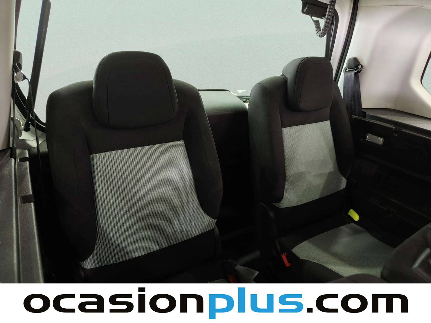 Foto asientos delanteros Citroën Berlingo Citroën Berlingo BlueHDi 130 S&S Talla M Shine (130 CV) 7 Plazas