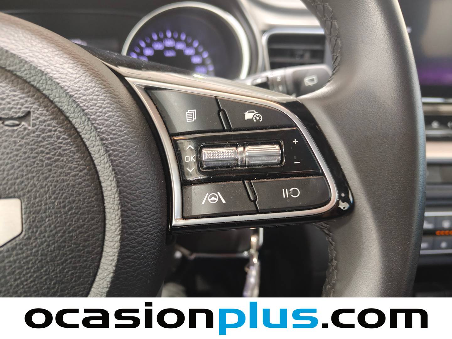 Equipamiento del KIA Ceed KIA Ceed 1.0 T-GDI Drive (100 CV)