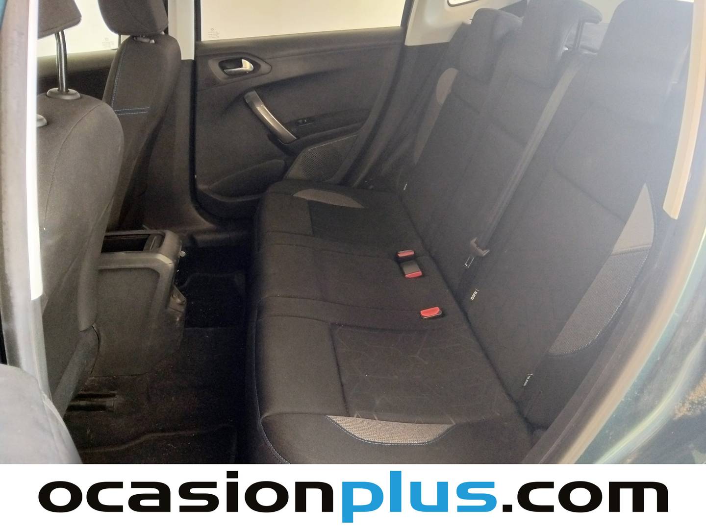 Foto asientos traseros Peugeot 2008 Peugeot 2008 PureTech 82 S&S Style (82 CV)