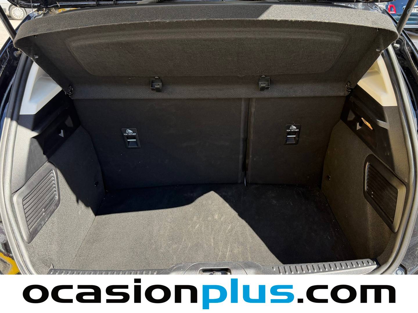 Fotos maletero Ford Focus Ford Focus 1.0 Ecoboost MHEV Active Auto (155 CV)