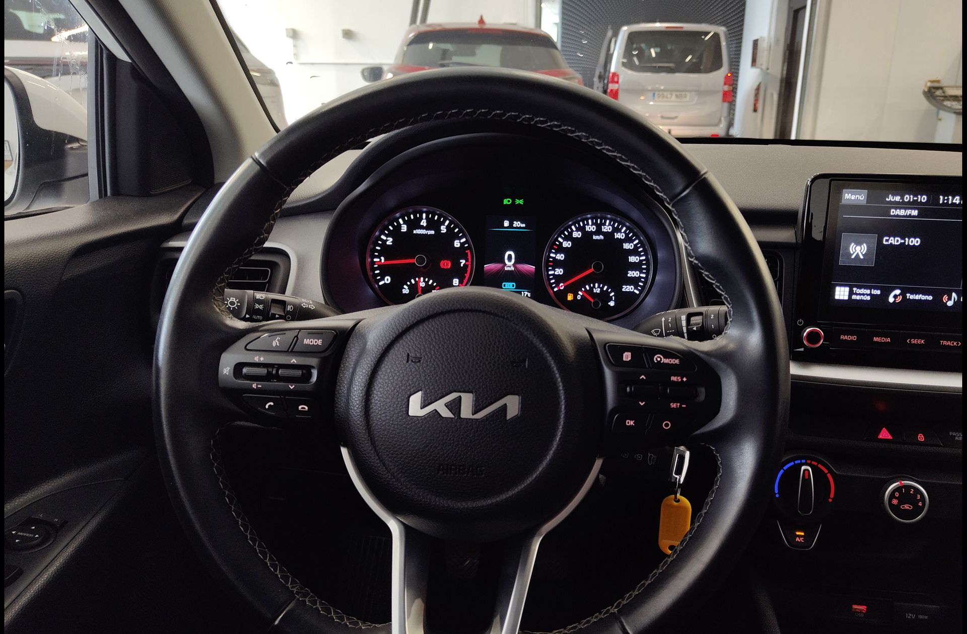 Kia Stonic 1.0 T-GDi MHEV Concept - foto 19