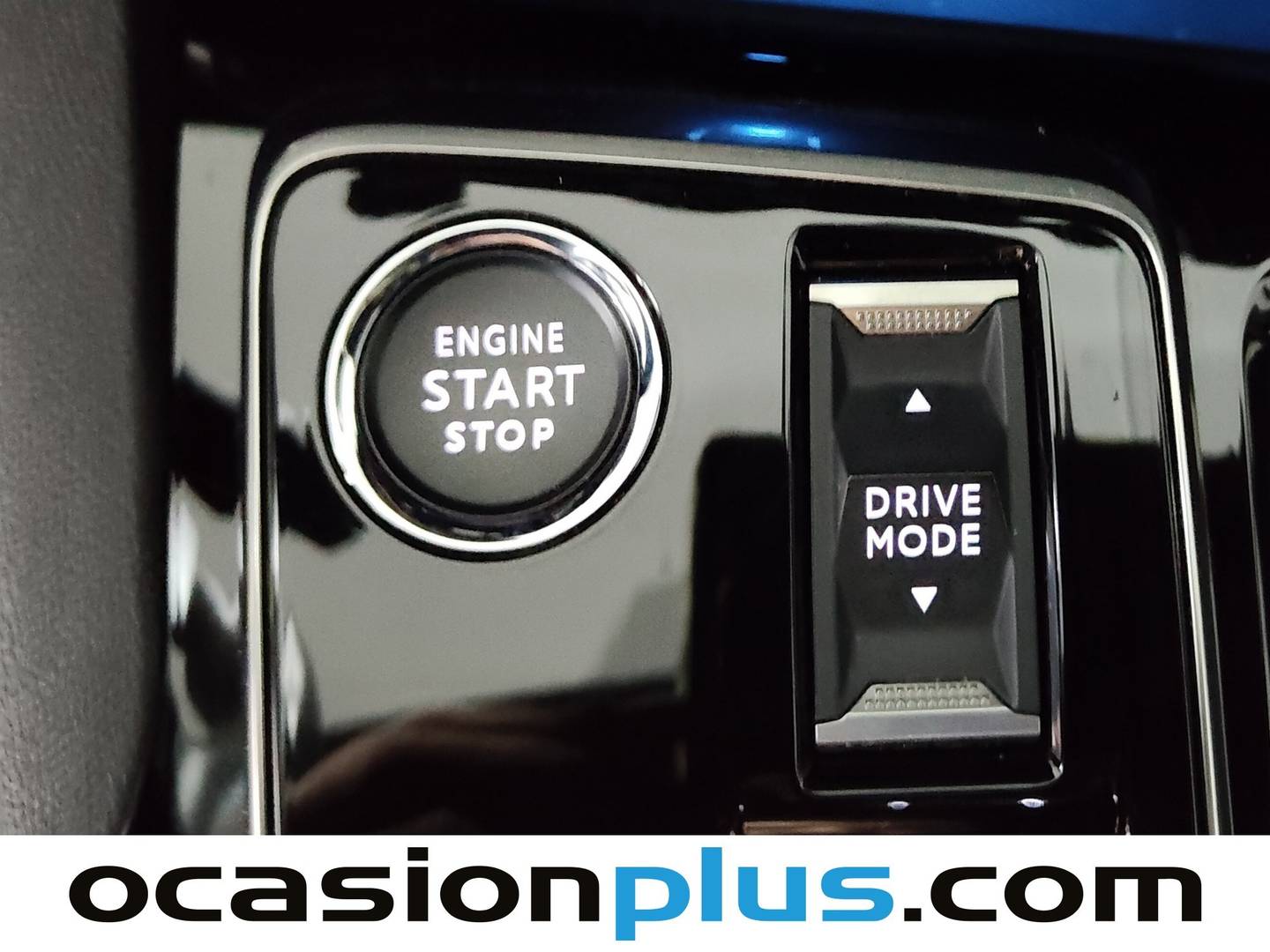 Foto Peugeot 3008 Hybrid Peugeot 3008 Hybrid 300 Allure Pack e-EAT8 (300 CV)