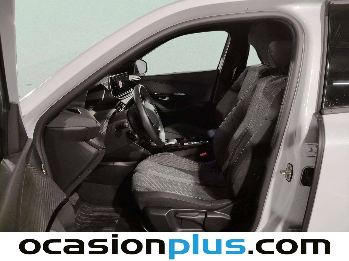 Foto asientos delanteros Peugeot 2008 Peugeot 2008 Allure Hybrid eDCS6 (145 CV)