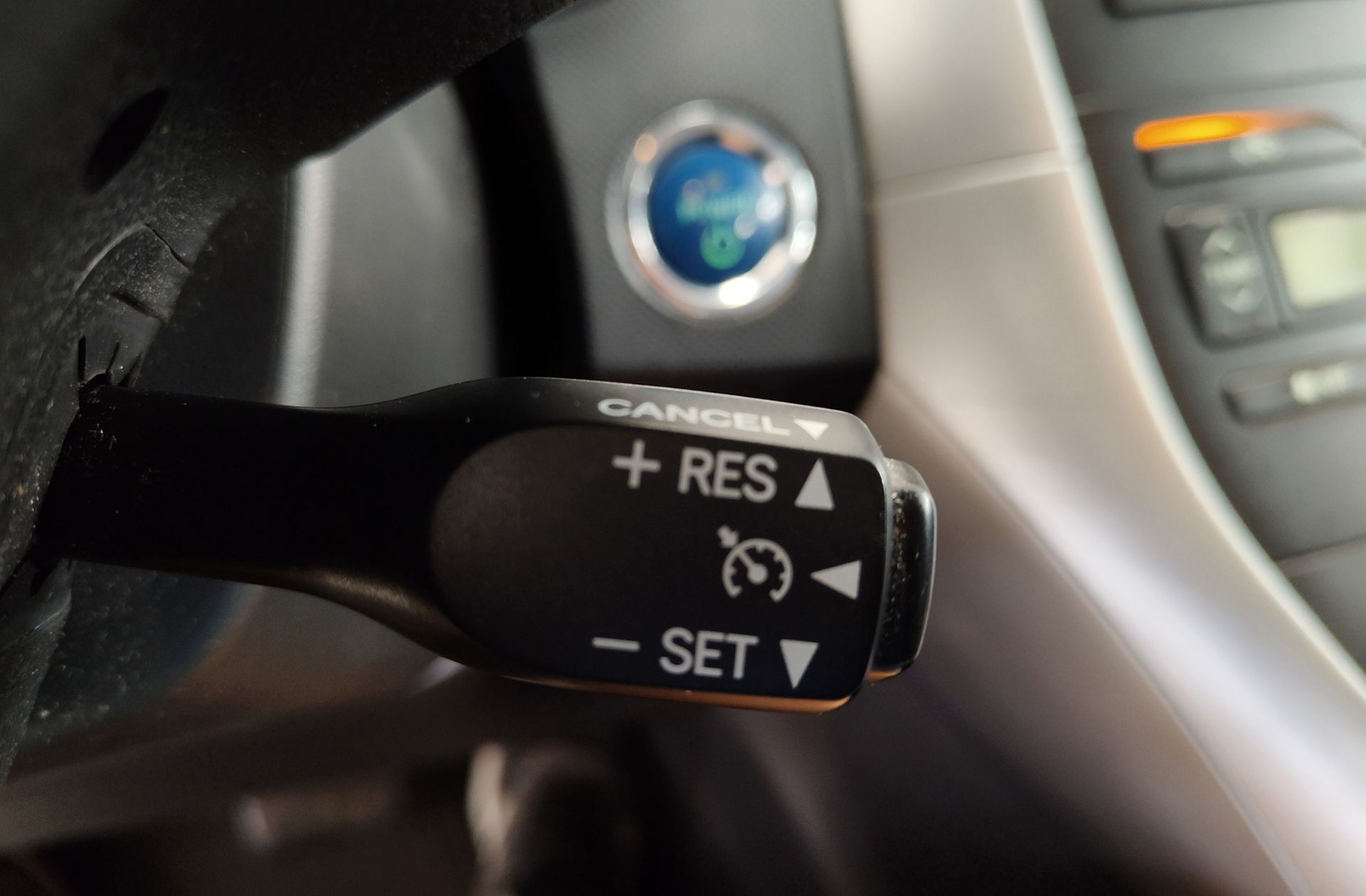 Toyota Auris 1.8 Hybrid Advance - foto 22