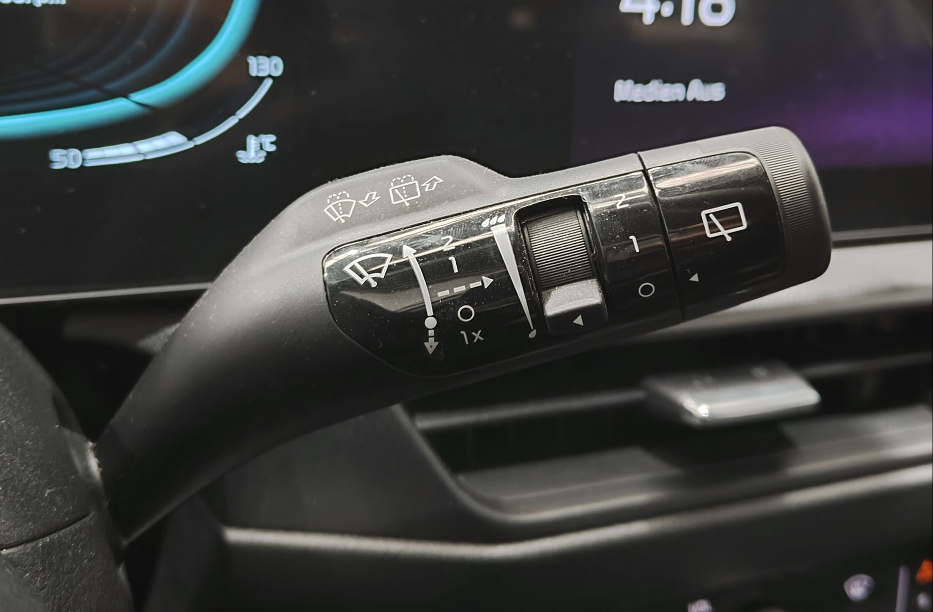 Kia Stonic 1.0 T-GDi MHEV Concept - foto 26