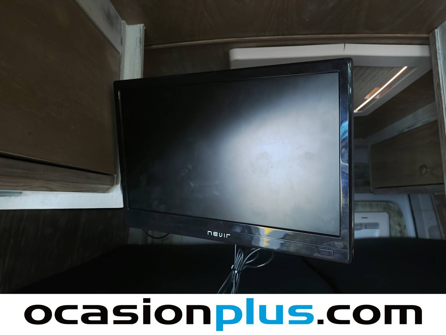 Foto Volkswagen Crafter Volkswagen Crafter Furgon Batalla Media TA 2.0 TDI BMT 3.500  (140 CV) 4 Plazas Camperizada