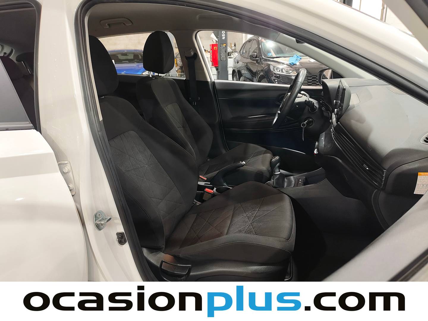 Hyundai Bayon Hyundai Bayon 1.0 TGDI 48V Maxx (100 CV) manual