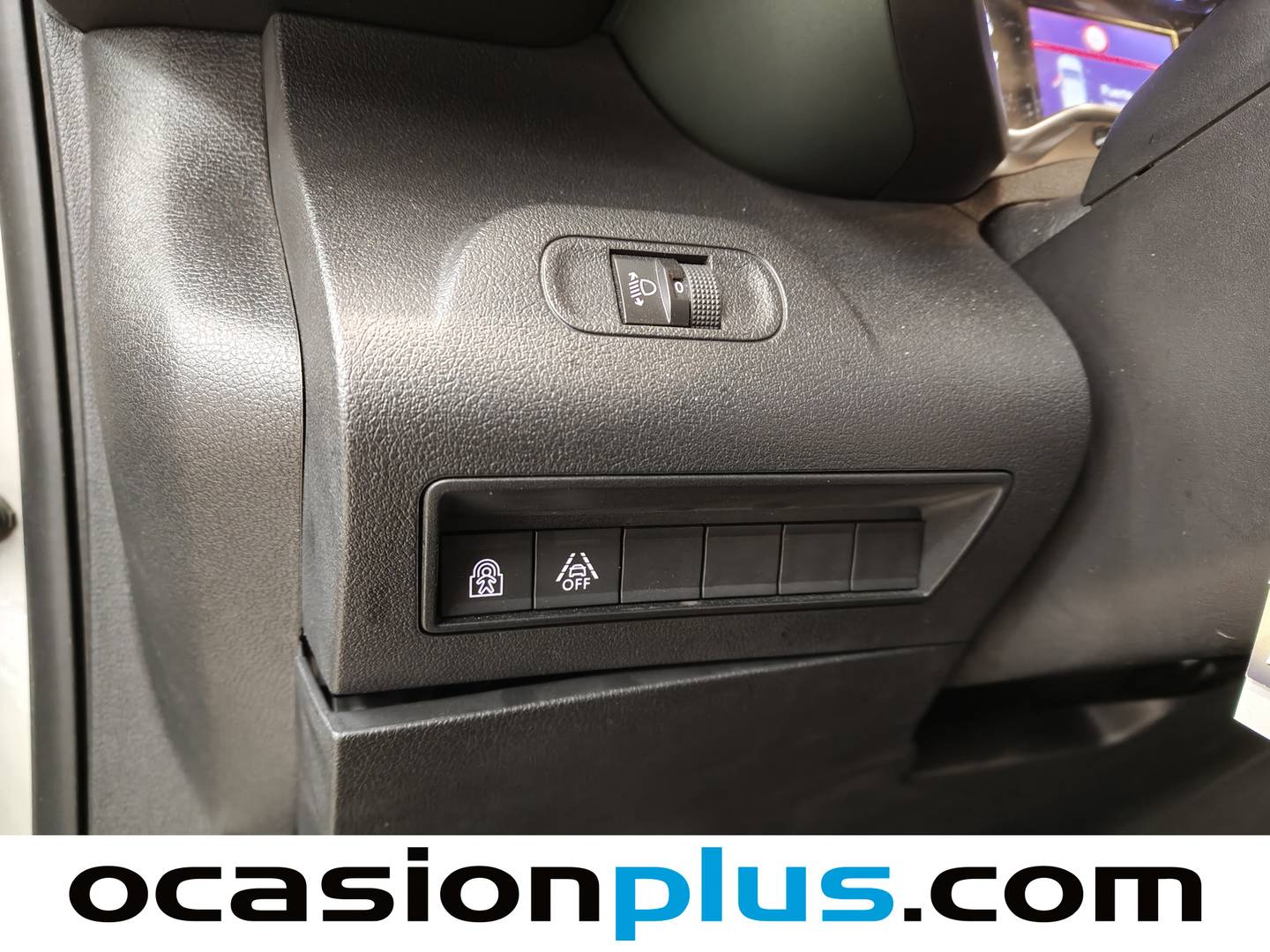 Foto Citroën Berlingo Citroen Berlingo BlueHDi 100 S&S Talla M Shine  (102 CV)