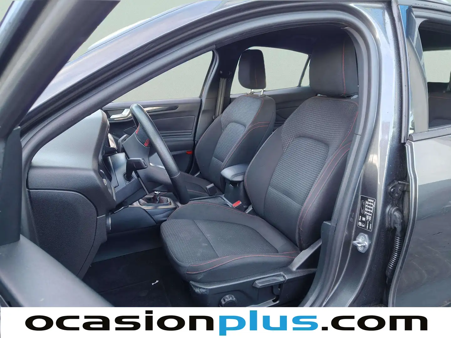 Foto Ford Focus Ford Focus 1.0 Ecoboost MHEV ST-Line (125 CV)